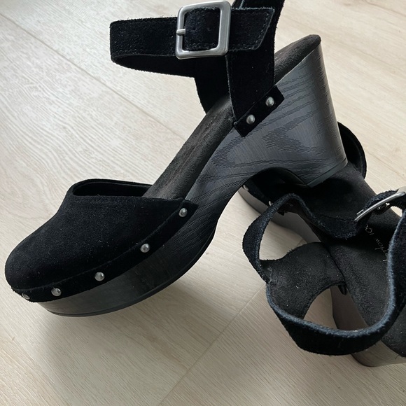 House of Harlow 1960 black suede clog heels in size 9. Worn once - Picture 6 of 7